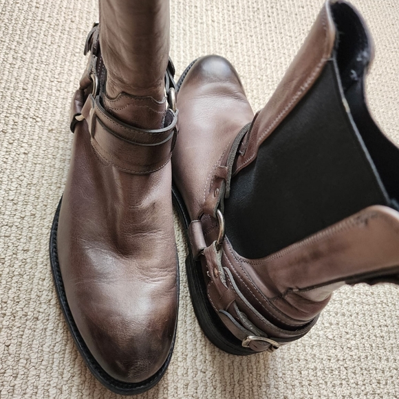 Frye boots - Picture 2 of 5